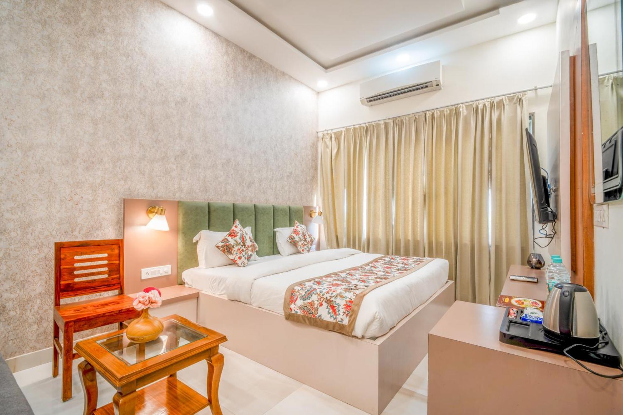 Royal Delight Resort Madina エクステリア 写真