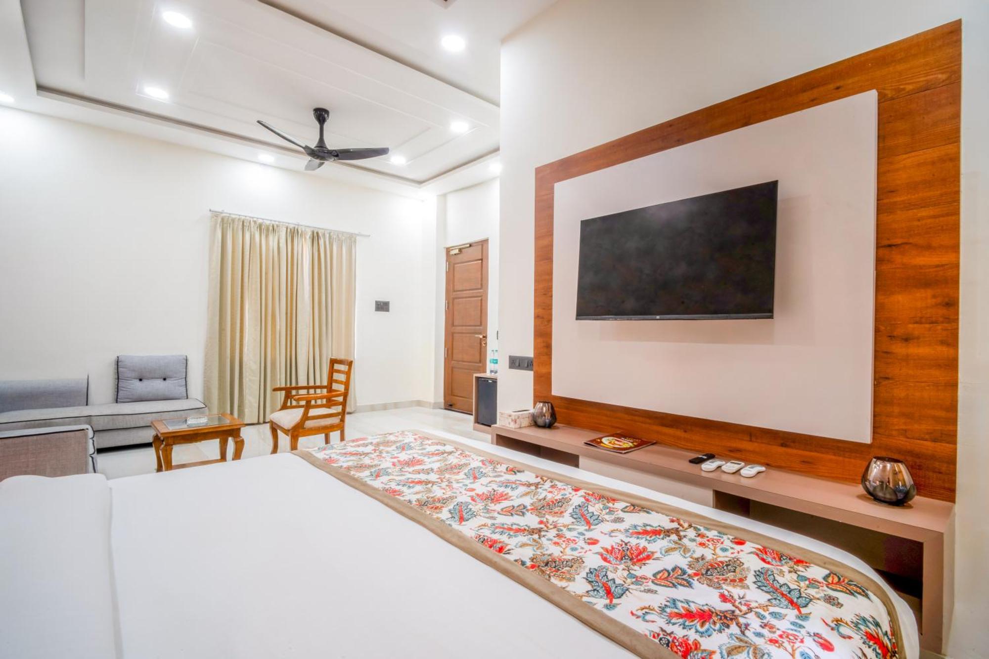 Royal Delight Resort Madina エクステリア 写真